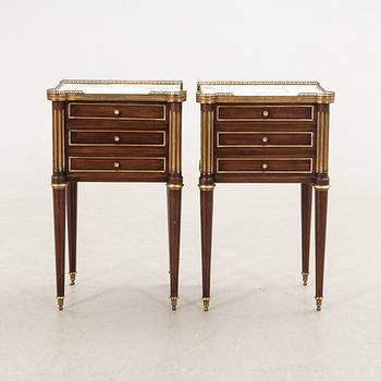 Sängbord, ett par, 1900-tal.