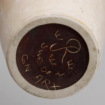 VASER, 2 st, stengods, Stig Lindberg samt Gunnar Nylund, Gustavsberg, 1900-talets andra hälft.