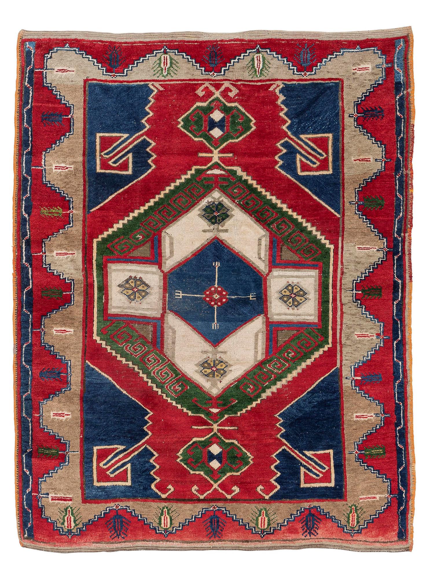 An antique Anatol rug, c. 170 x 134 cm.