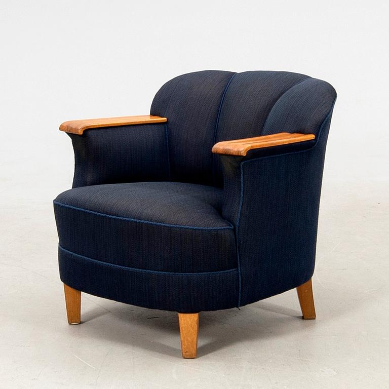 Armchair 1940s/50s.