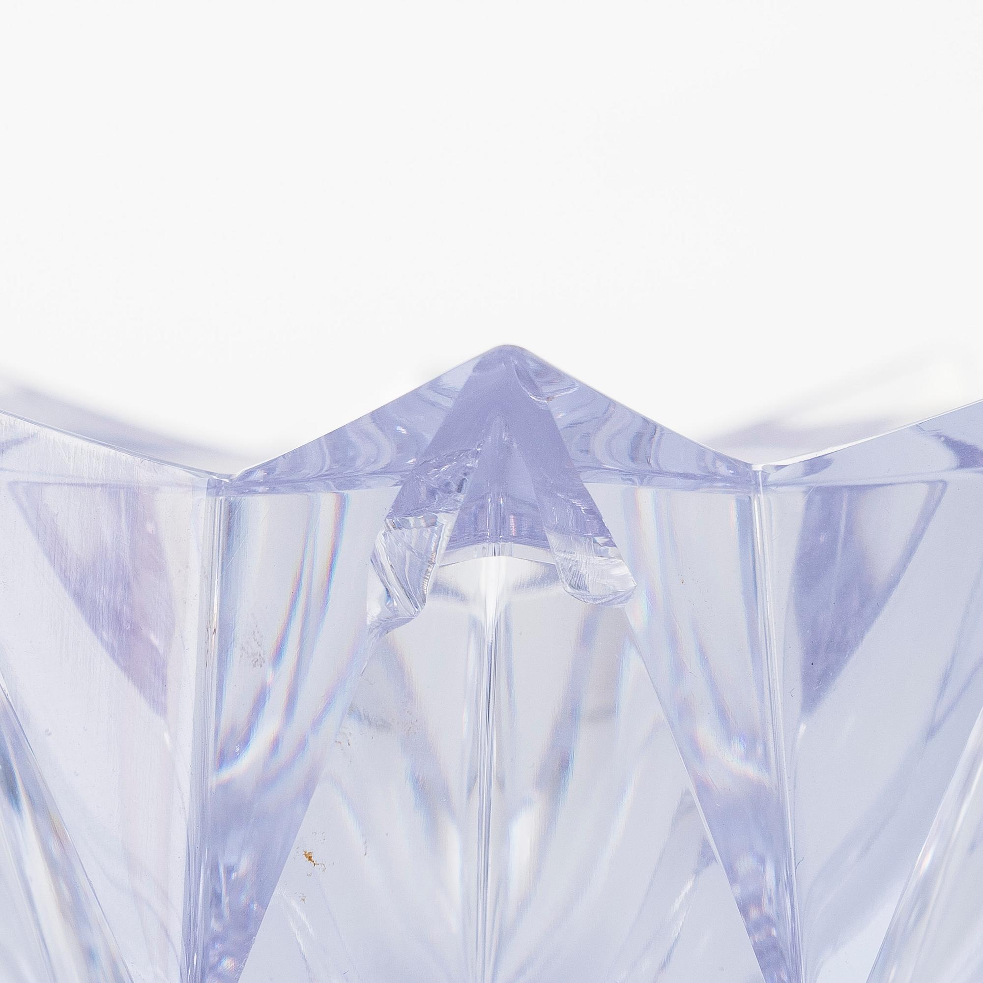 Aimo Okkolin, A 'Water Lily' bowl, signed Aimo Okkolin, Riihimäen Lasi Oy.