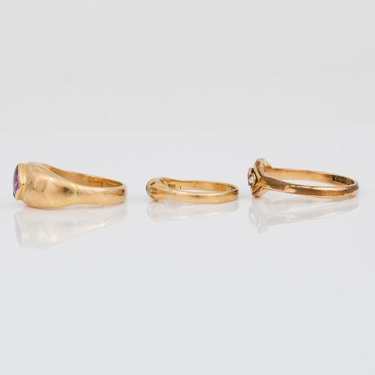 RINGAR, 3 st, med röd, blå, lila och vita pastestenar, mestadels Sverige 1900-tal.