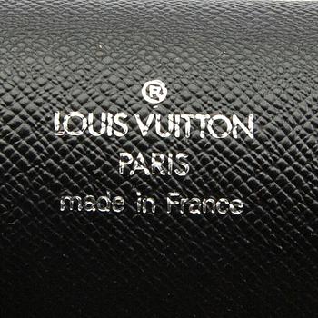 Louis Vuitton, portfolio, "Angara" France 2002.