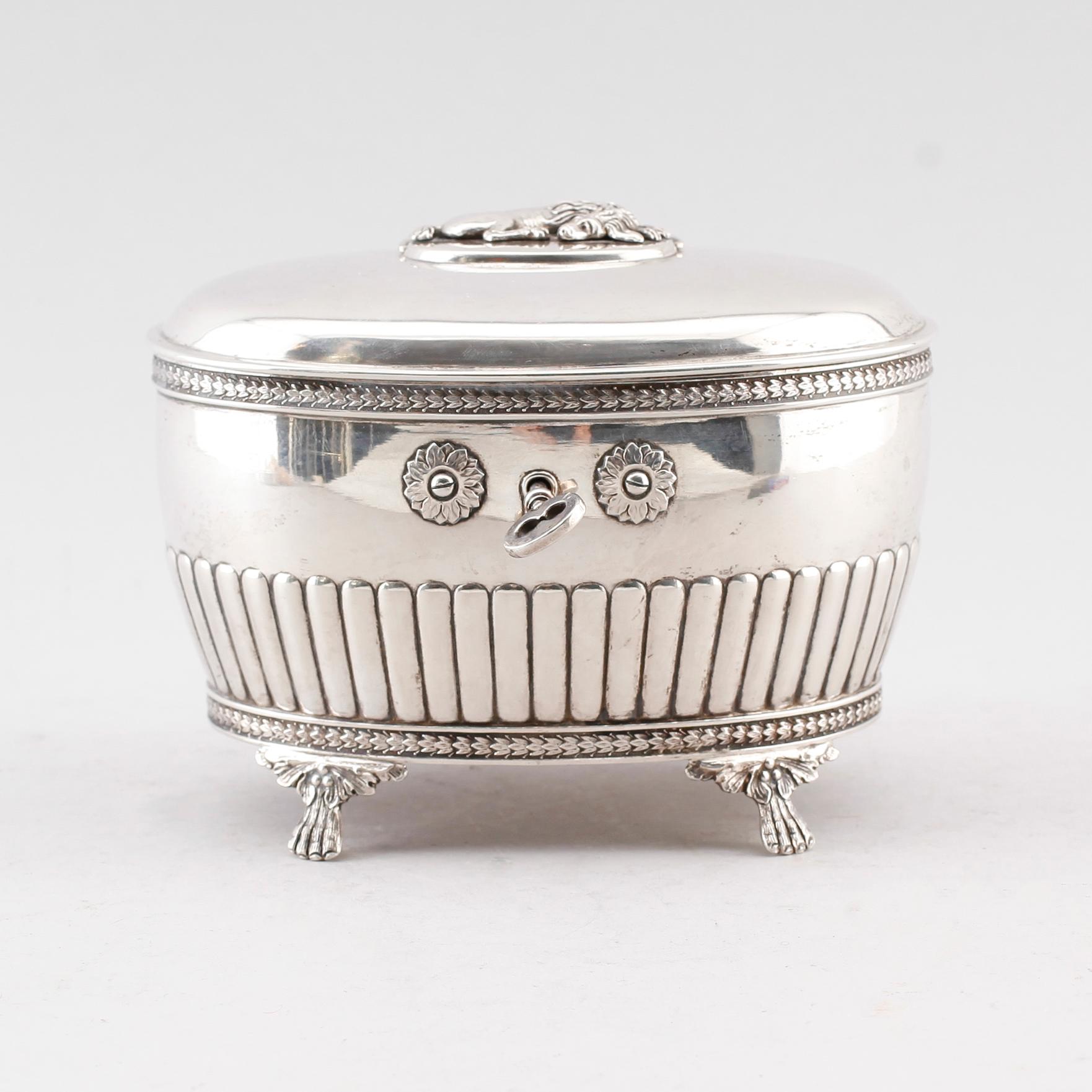 SOCKERSKRIN, silver, CG Hallberg, Stockholm 1908. Vikt ca 498 gram.
