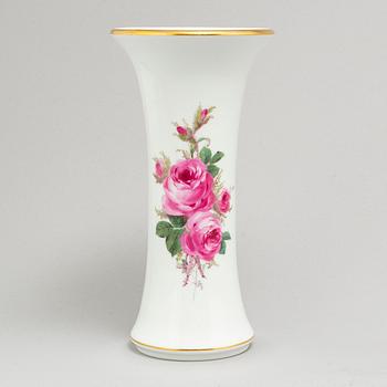 An early 20th century Meissen porcelain vase.