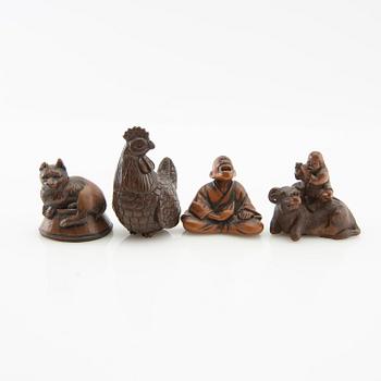 Netsuke 9 st Japan 1900-tal.