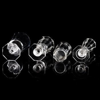 ELIS BERGH, glasservis, 28 delar, "Karlberg". Kosta, 1900-talets andra hälft.