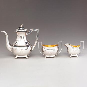 VILLE (Wilhelm) PORTHAN, A 3-piece silver coffee set, Wiborg 1919.
