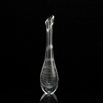 A Vicke Lindstrand glass vase signerad Kosta LH 1011, 1950s.