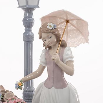 Miguel Angel Santaeulalia, figurin, "Flowers for everyone", Lladró, Spanien.