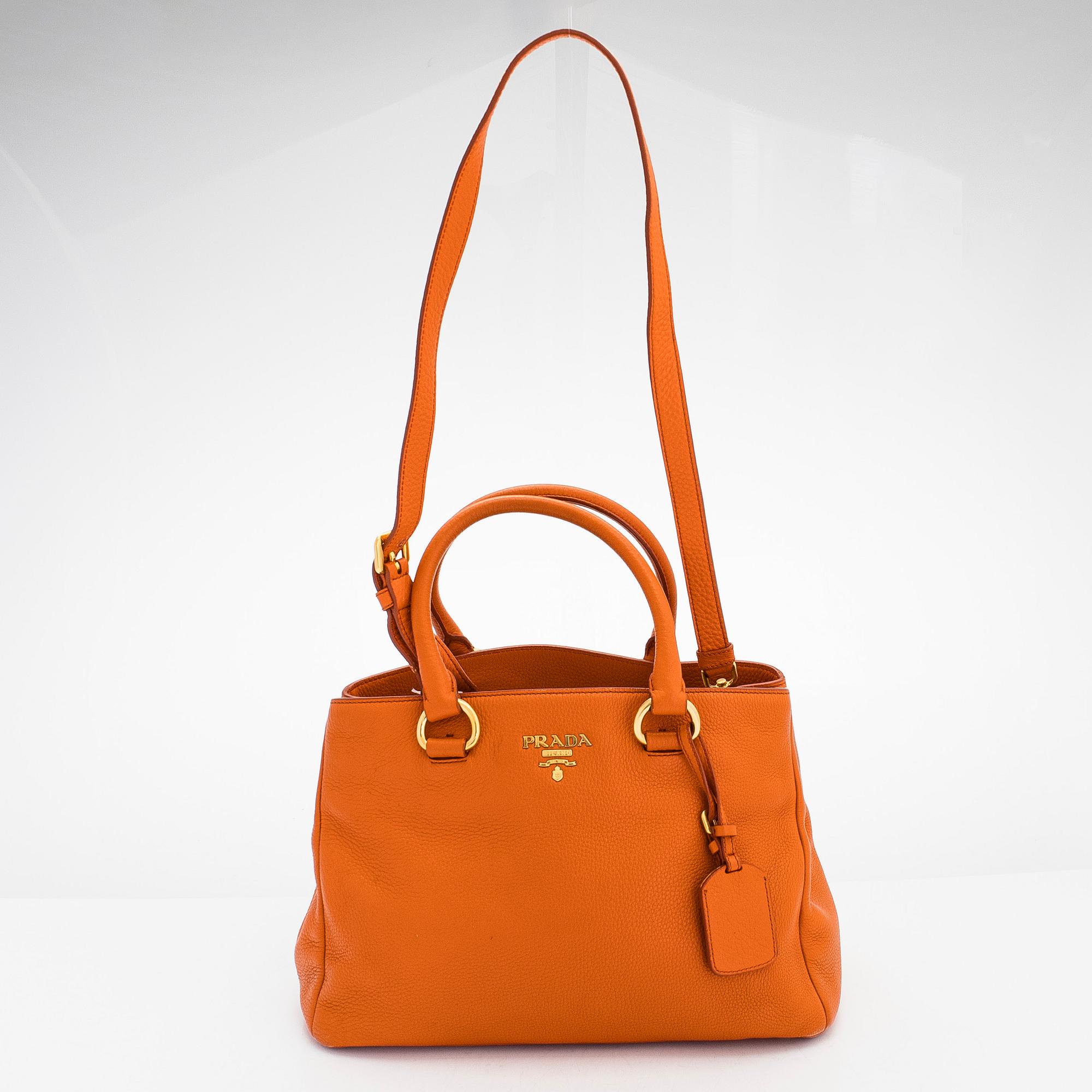 Prada, laukku "Vitello Daino Tote".