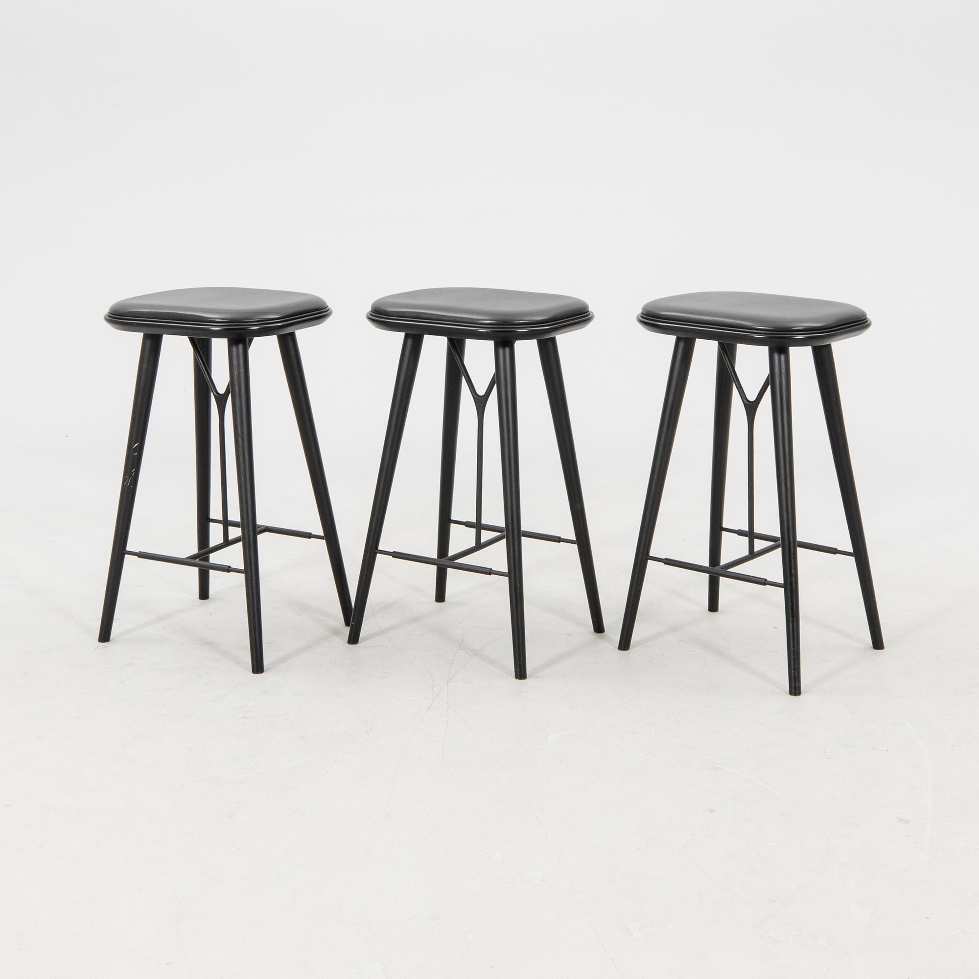 Space bar stools, 6 pcs "Spine" Fredericia 2019 Denmark.