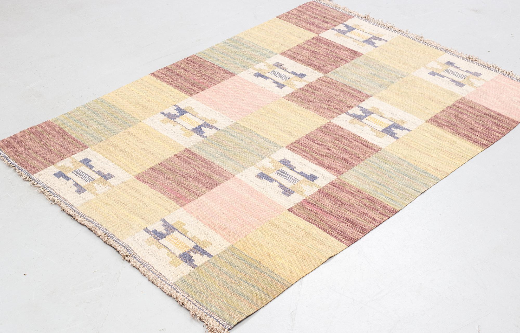 Märta Måås-Fjetterström, matto, "Rutmattan", flat weave, ca 201-203 x 145,5 cm, signed MMF.
