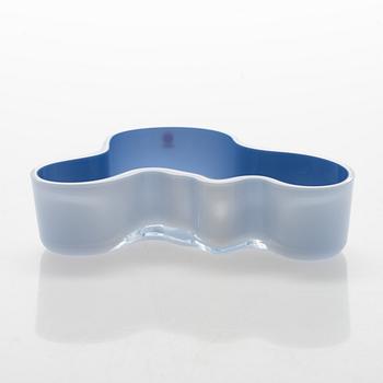 Alvar Aalto, Juhlamaljakko- ja malja, Suomi 100, Iittala numeroitu 386/4000 ja Iittala Suomi Finland 100.