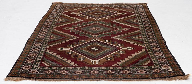 Matta, Kazak, ca 245 x 157 cm.