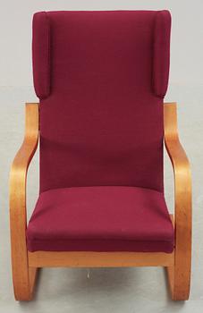 Alvar Aalto, An Alvar Aalto 'model 401' easy chair by O.y Huonekalu-ja Rakennustyötehdas A.B, for Artek, Finland probably 1940's.