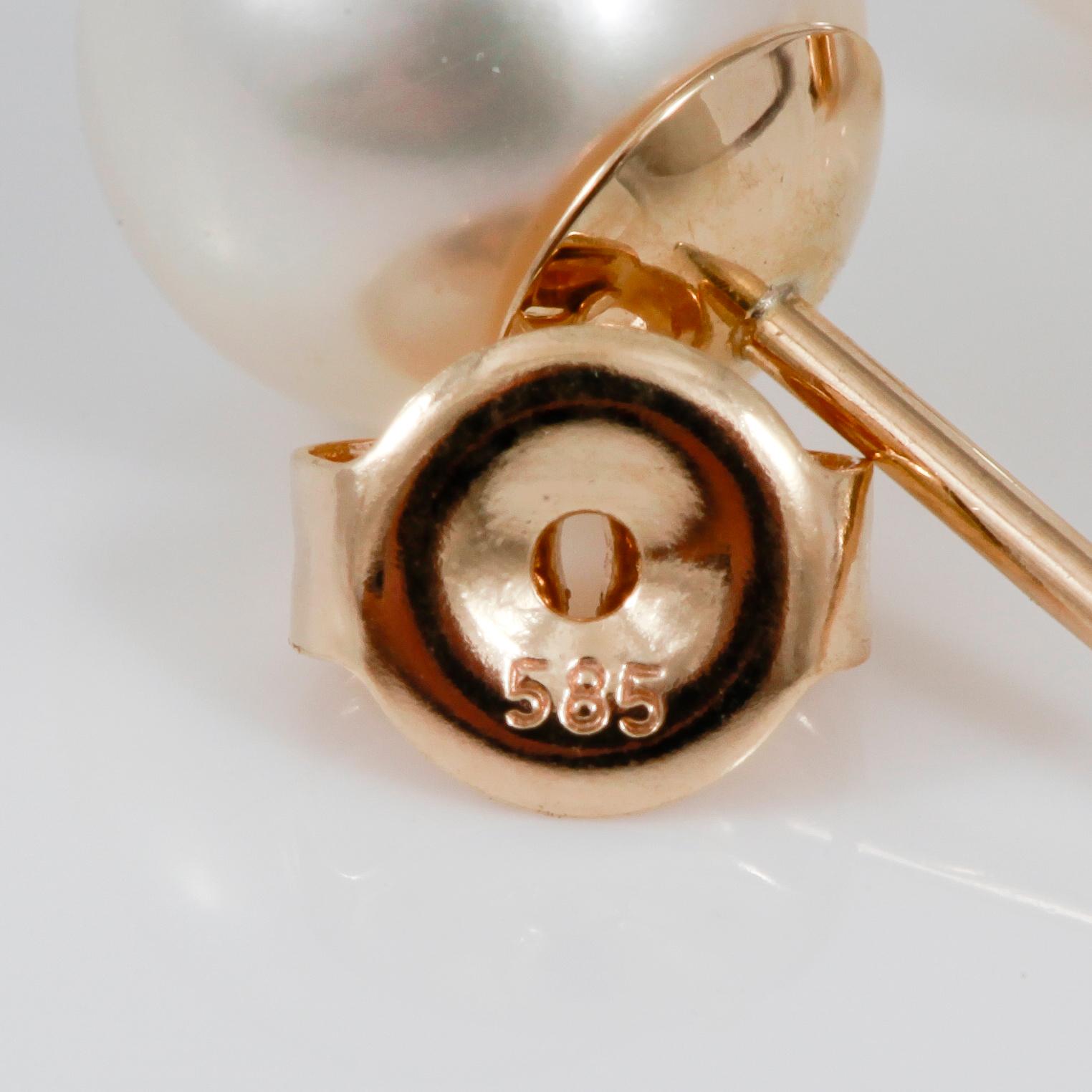 ÖRHÄNGEN, 1 par, vittonade odlade pärlor.