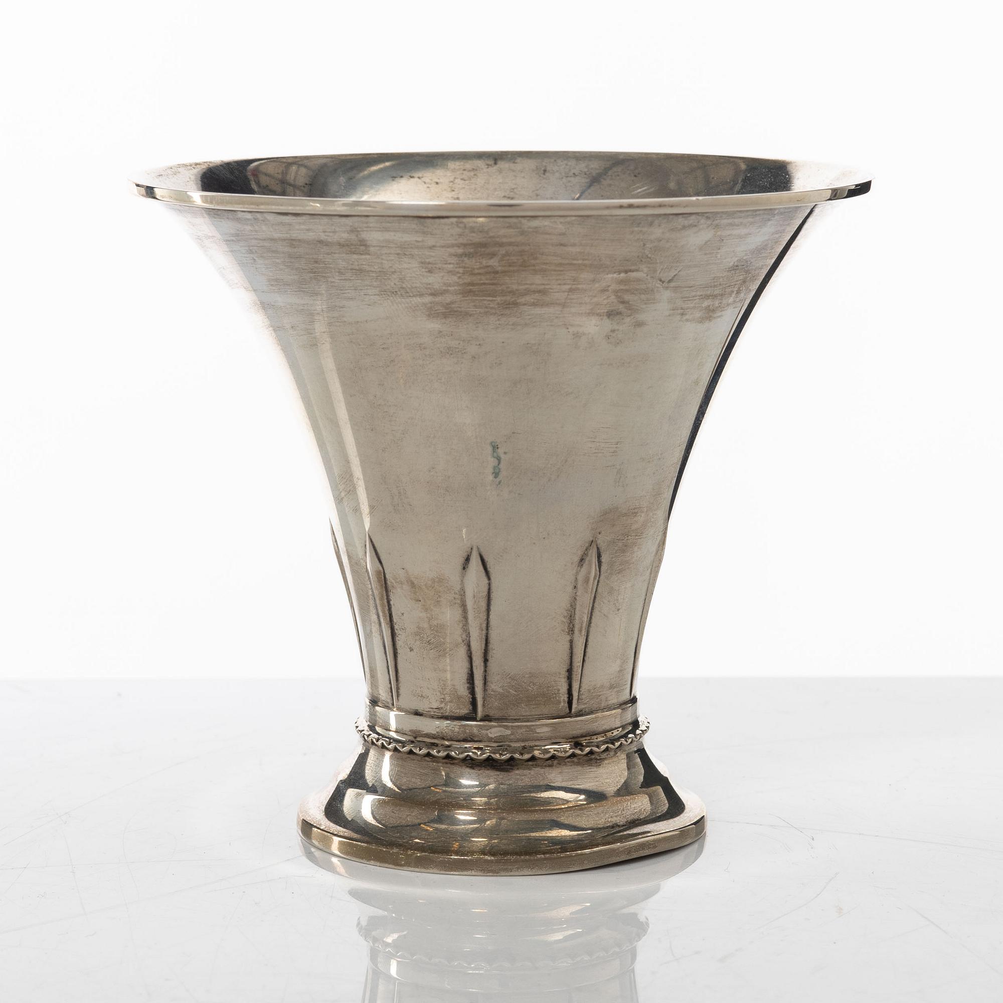 CG Hallberg, bägare, silver, Stockholm 1930.