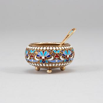 A Russian 20th century silver-gilt and enamled salt-cellar, mark of Nicholai Zugeryev possibly, Moscow 1899-1908.