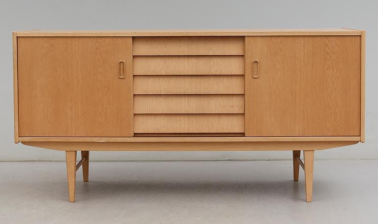 SIDEBOARD, 1900-talets andra hälft.
