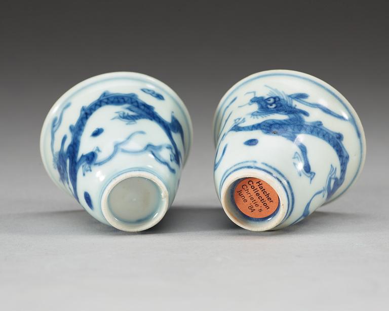 A pair of blue and white wine cups, Ming dynasty, 17th Century.