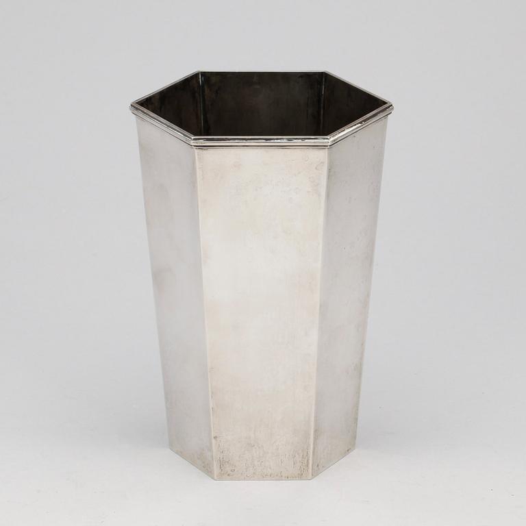 WIWEN NILSSON, vas, Lund 1956, sterling.