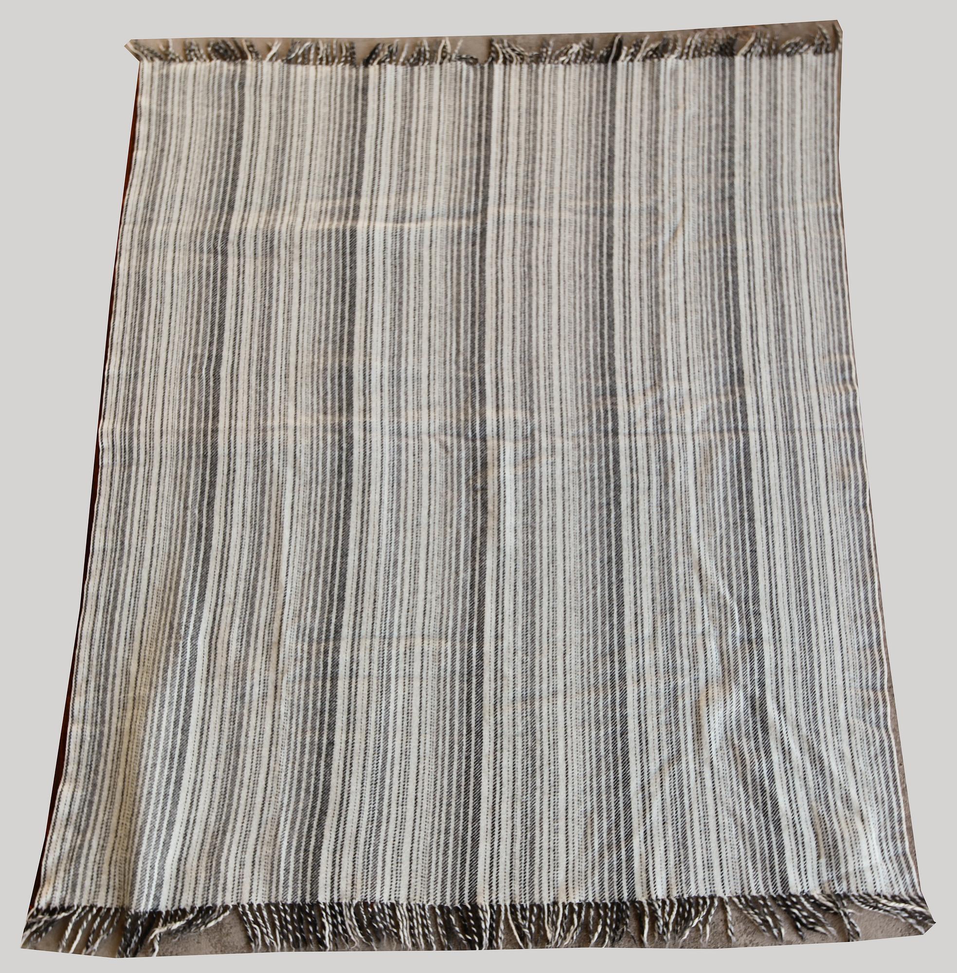 FILTAR, 2 st, ull, Viola Gråsten, Tidstrand, 1960-/70-tal.