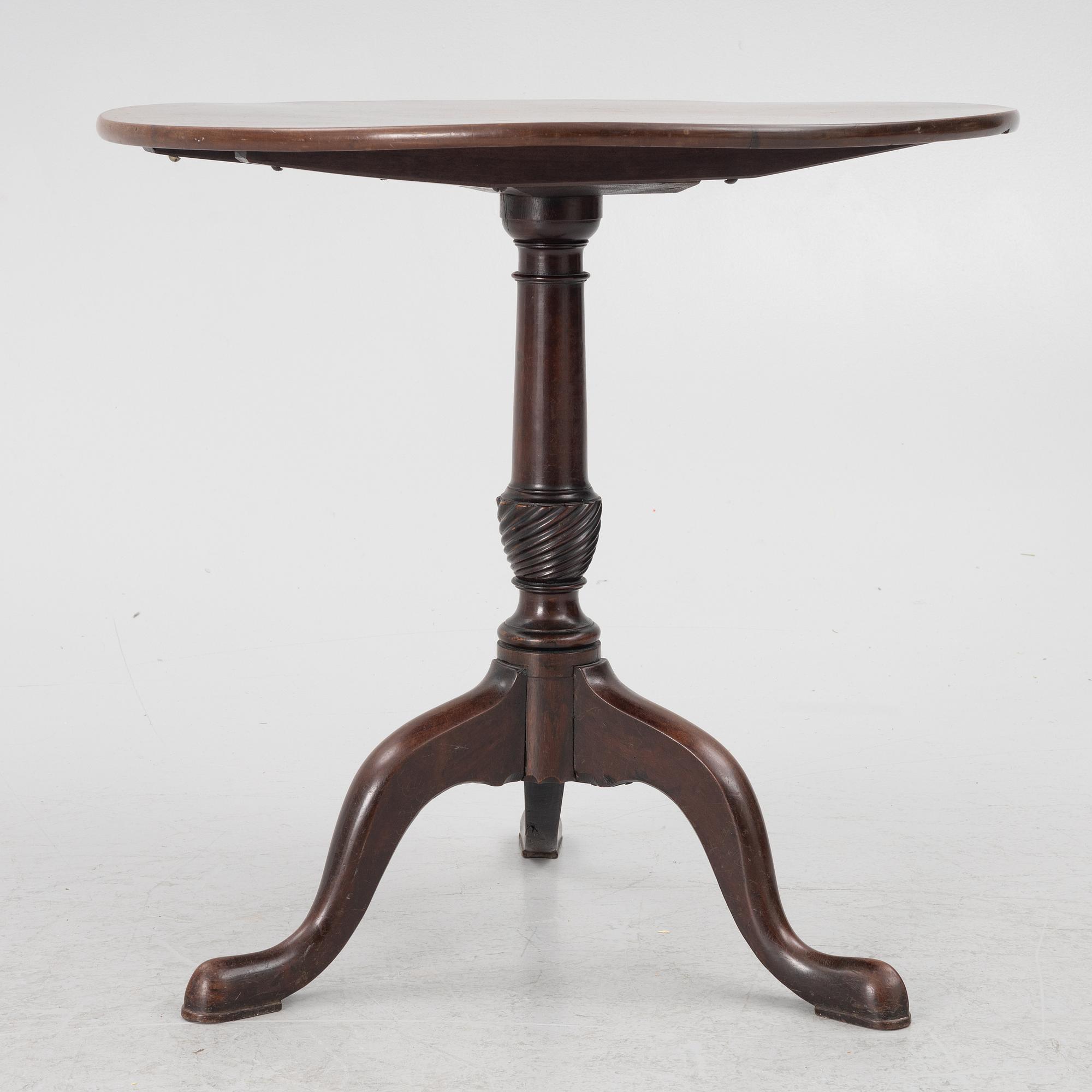 A tilt-top table, late 19th Century.