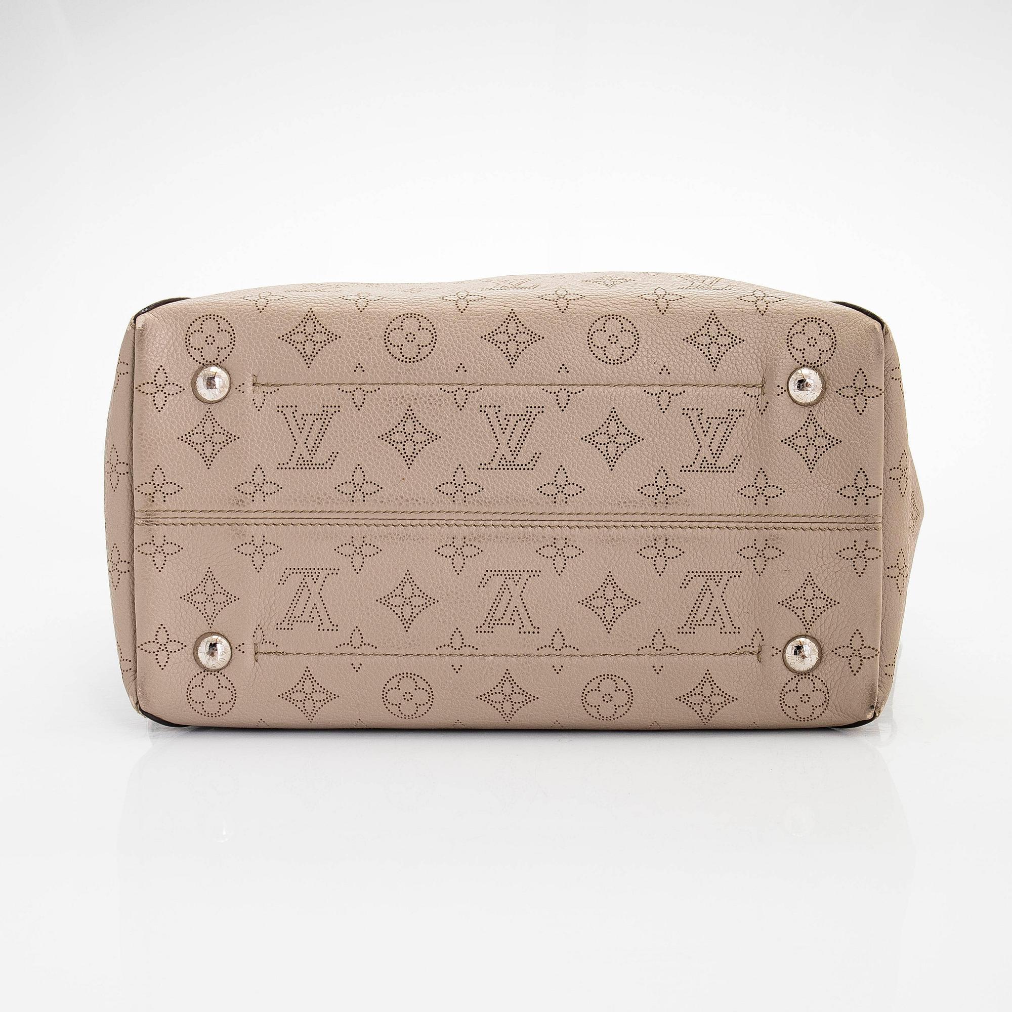 Louis Vuitton, laukku, "Mahina Hina MM".