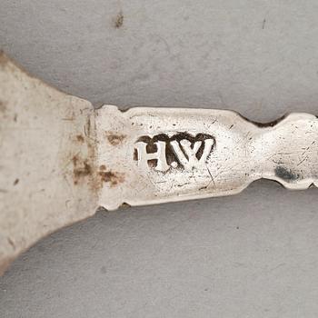 BRÄNNVINSSKED, silver, Hans Wiggman, verksam i Kalmar 1712-61. Vikt ca 24 gram.