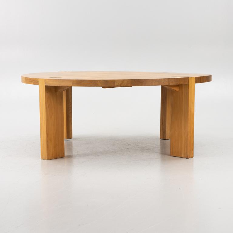 Dining table, late 20th century.