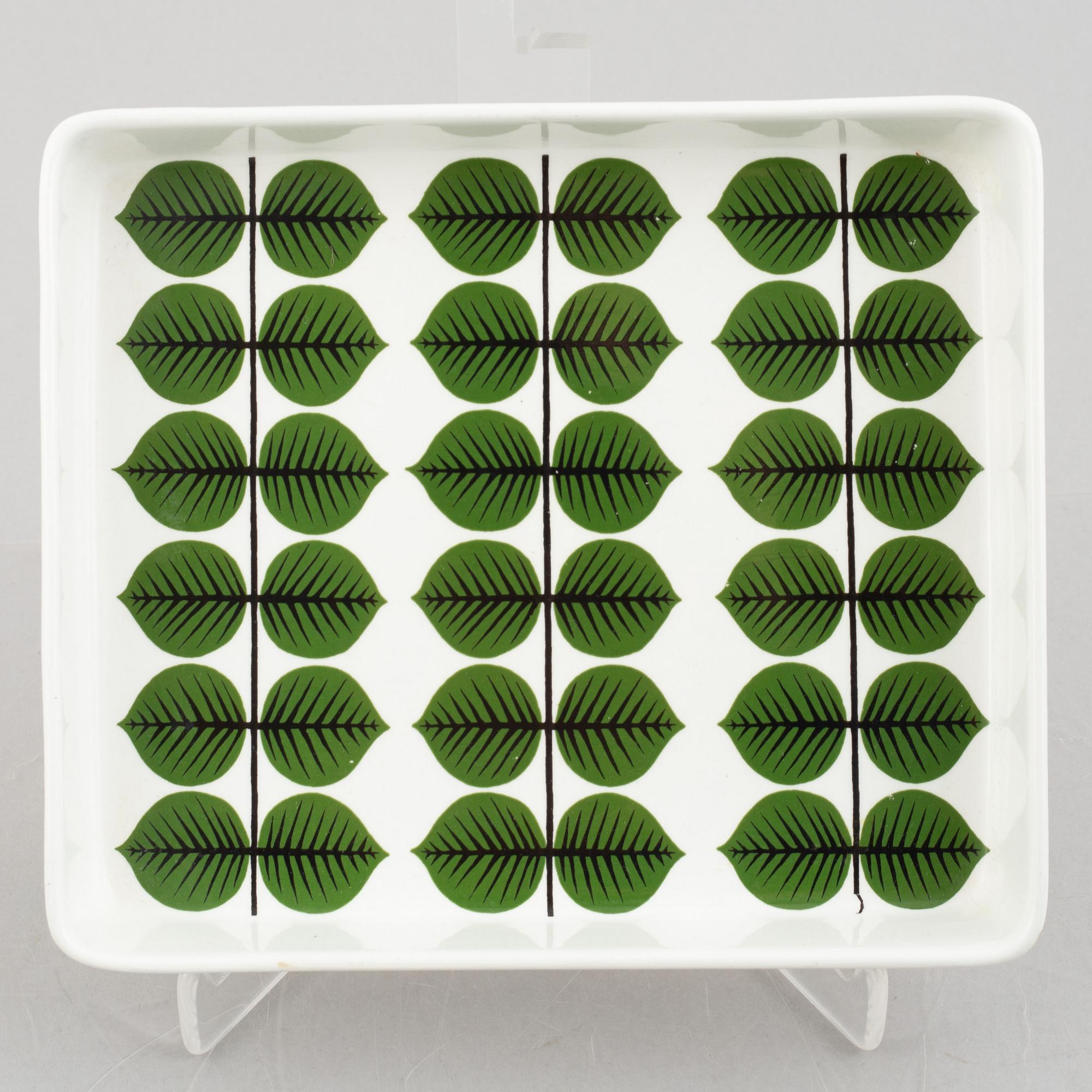 Stig Lindberg, a 59-piece creamware "Berså" service, Gustavsberg, Sweden, second half of the 20th century.