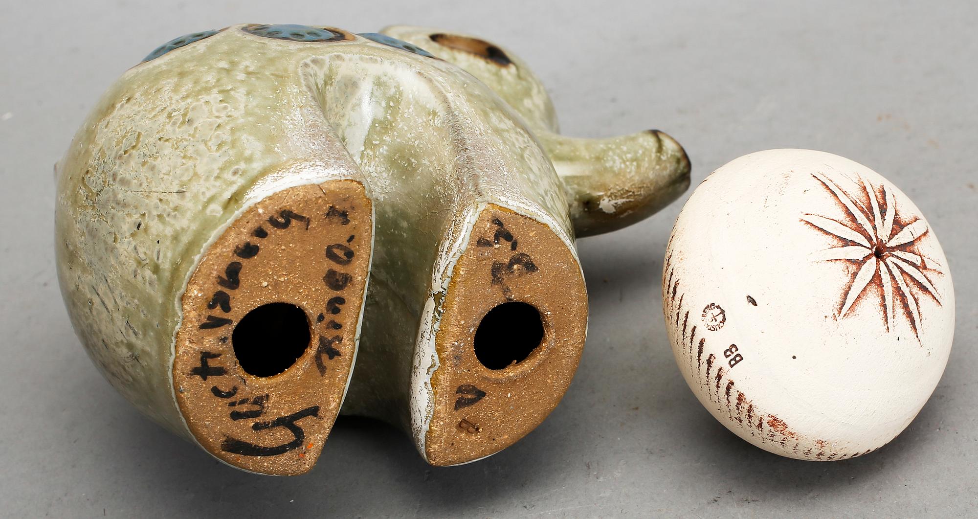 FIGURINER, 2 st, Bengt Berglund och Britt-Louise Sundell Gustavsberg, 1960-tal. Stengods och stengodschamotte.