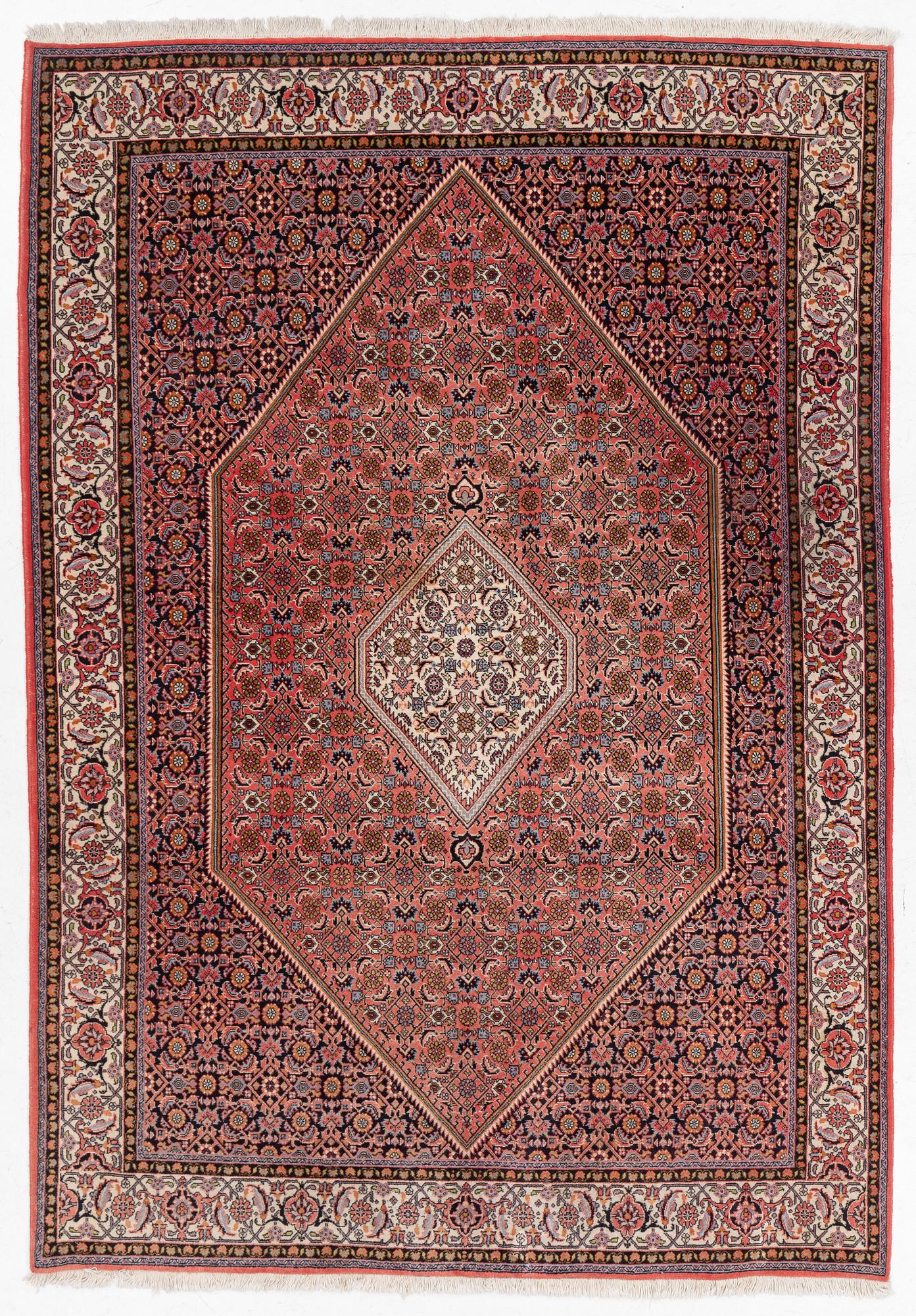 A Bidjar rug, c. 245 x 170 cm.