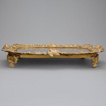 BORDSPLATEAU, förgylld brons, 1800-talets mitt.