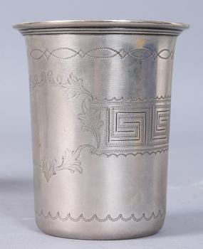 BÄGARE, 3 st, silver. Bla Borgila, Stockholm 1944.