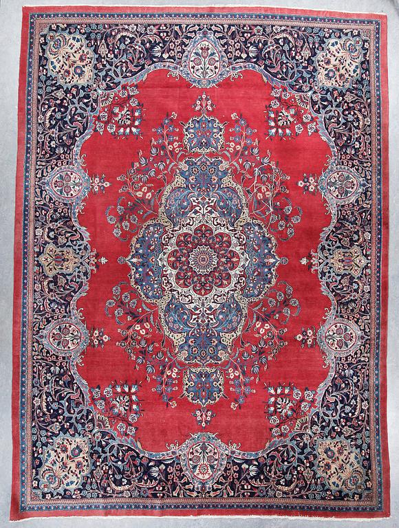 MATTA, semiantik Persisk. Ca 415 x 300 cm.