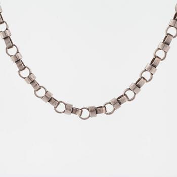 CECILIA JOHANSSON, Göteborg, 1974, a necklace.