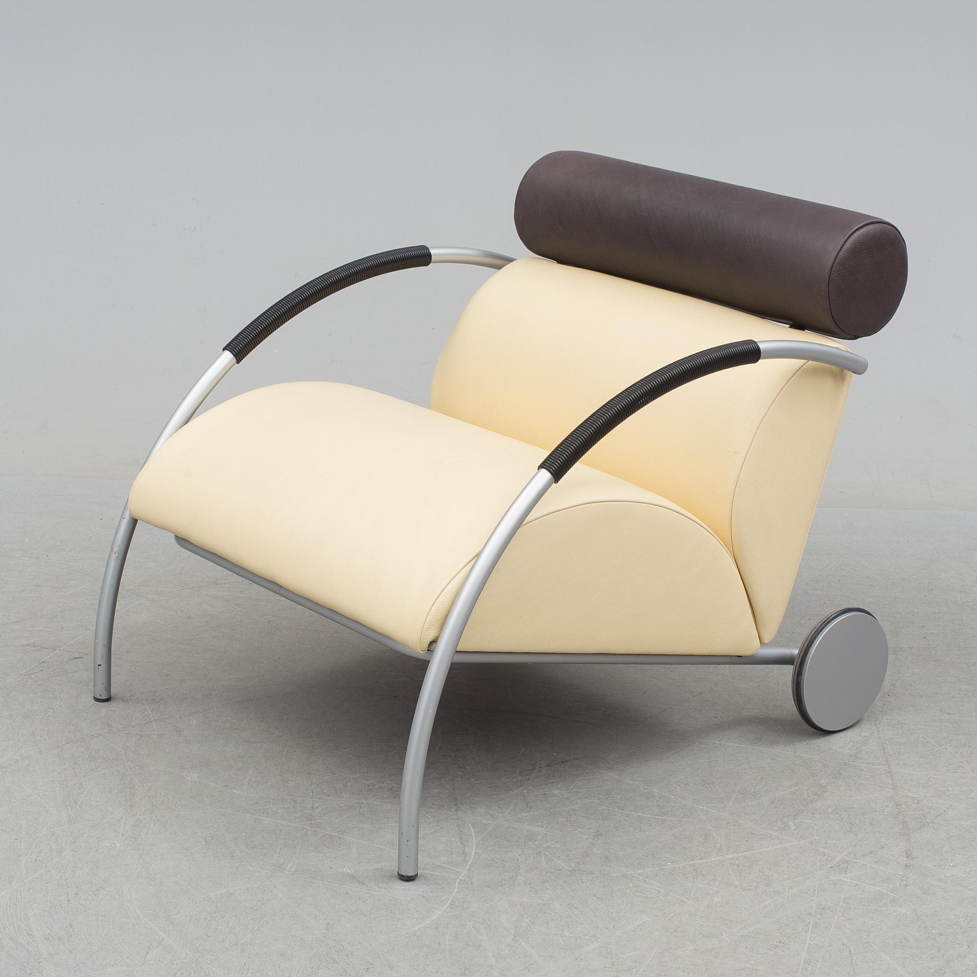 A 'Zyklus' easy chair by Peter Maly for COR, designed in 1983.