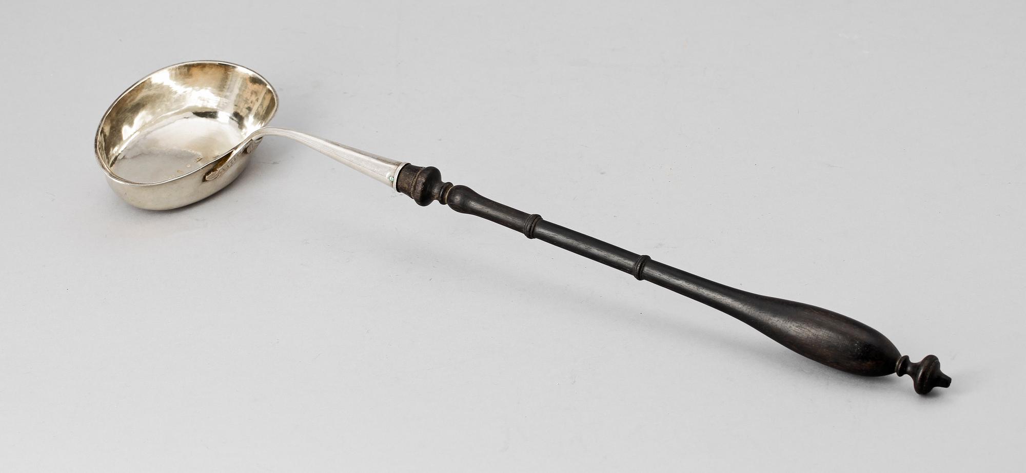 SLEV, silver och trä, Petter Adolf Sjöberg, Stockholm, 1800.