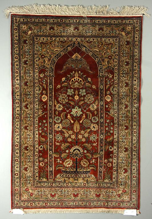 MATTA, orientalisk, 162 x 107.