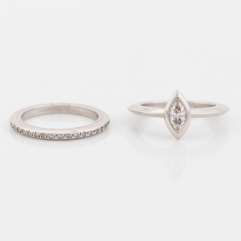 Efva Attling, ringar, 2st, 18K vitguld med diamanter.