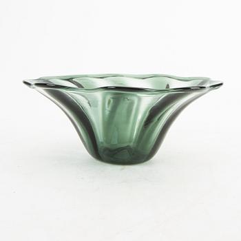 Simon Gate, a signed "slottsglas" glass bowl Orrefors.