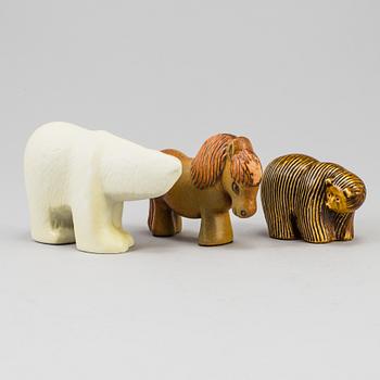 LISA LARSON, figurer 3 st, stengods, ur serien "Lillskansen", Gustavsberg.
