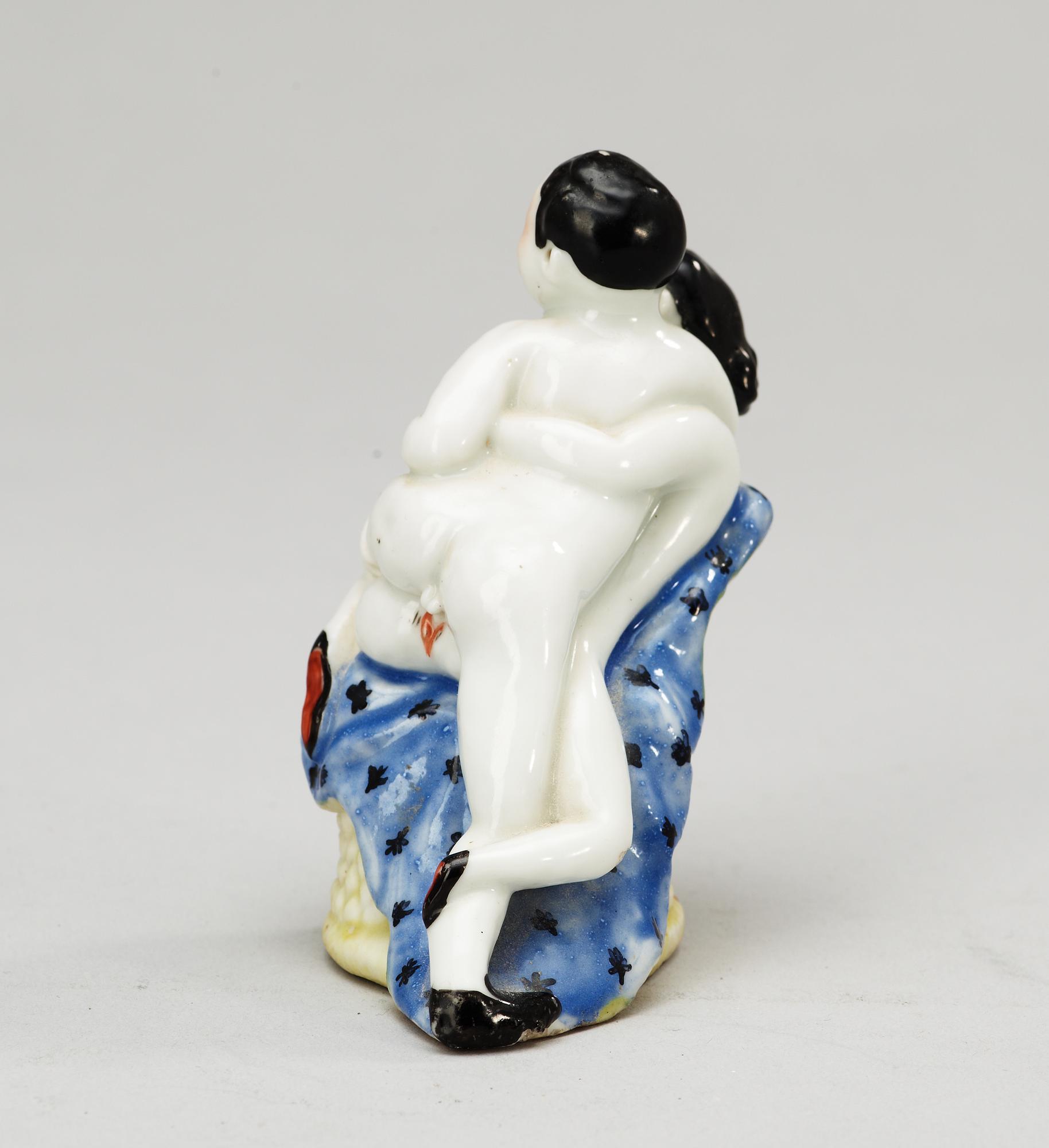 A 20th Century Chinese porcelaine figure.