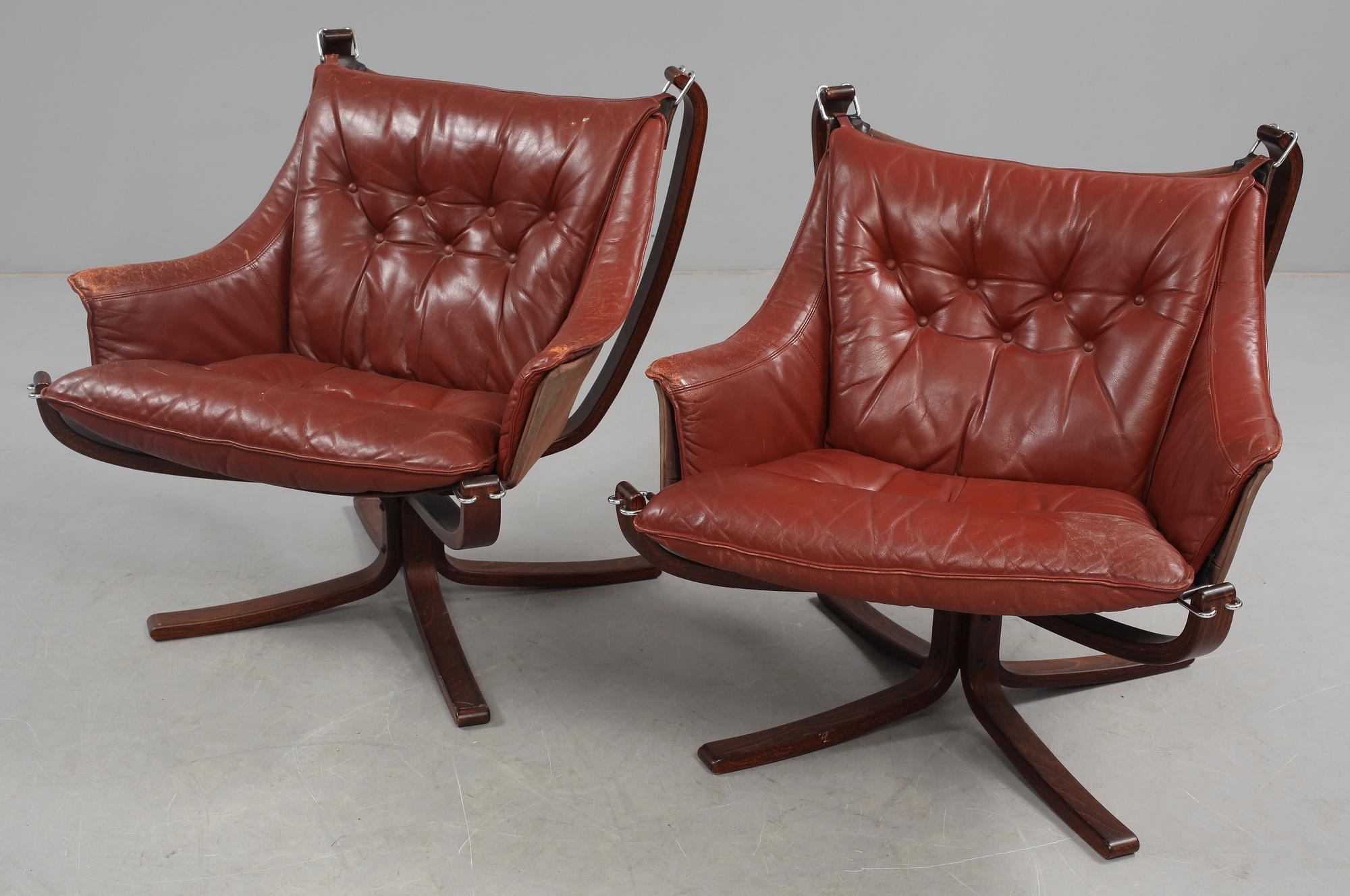 FÅTÖLJER, ett par, "Falcon chair", Sigurd Russel, Vatne möbler, 1900-talets andra hälft.