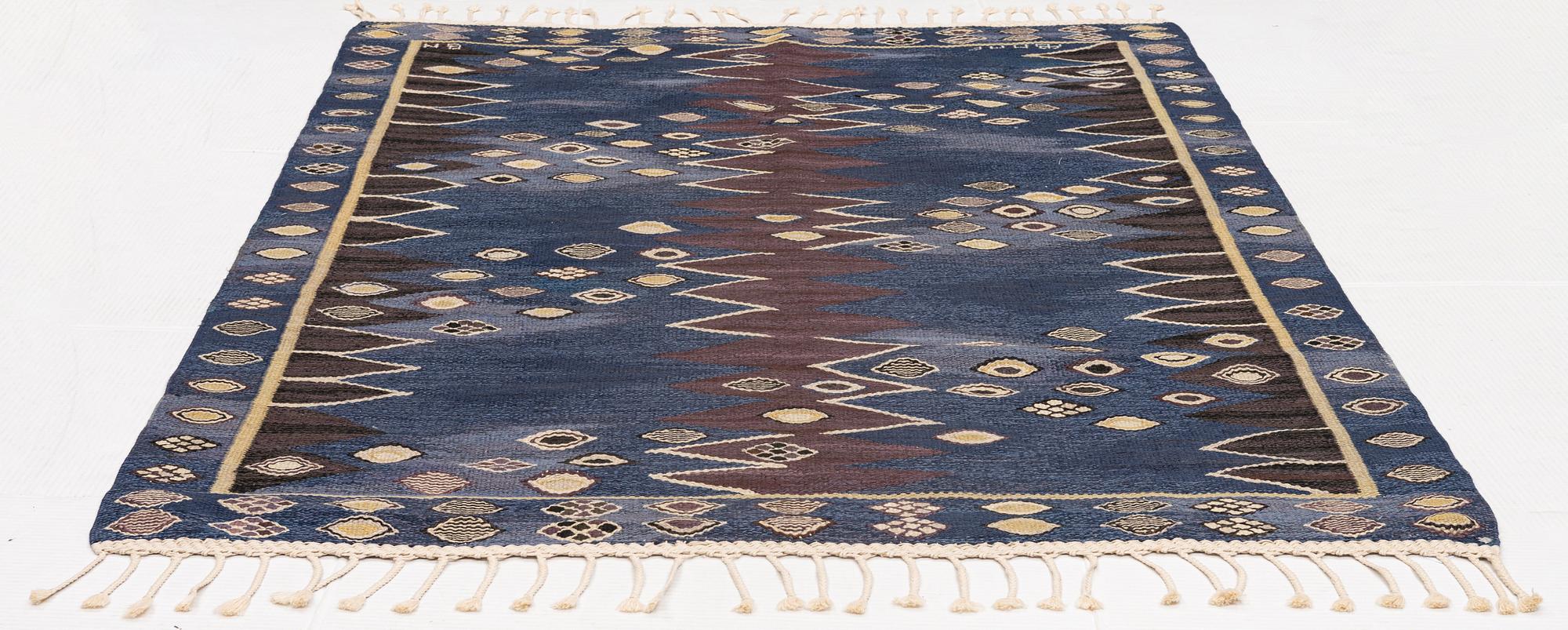 Barbro Nilsson, a carpet, "Snäckorna", tapestry weave, ca 204 x 140 cm, signed AB MMF BN.