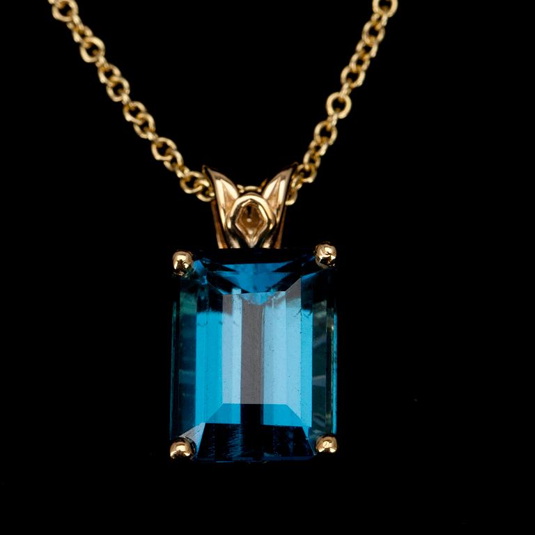 HÄNGE, guld 14K, blå topas 5,08 ct.