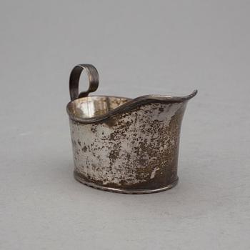 GRÄDDKANNA, silver, Bengt Tornberg, Linköping 1811. Total vikt 84 gr.