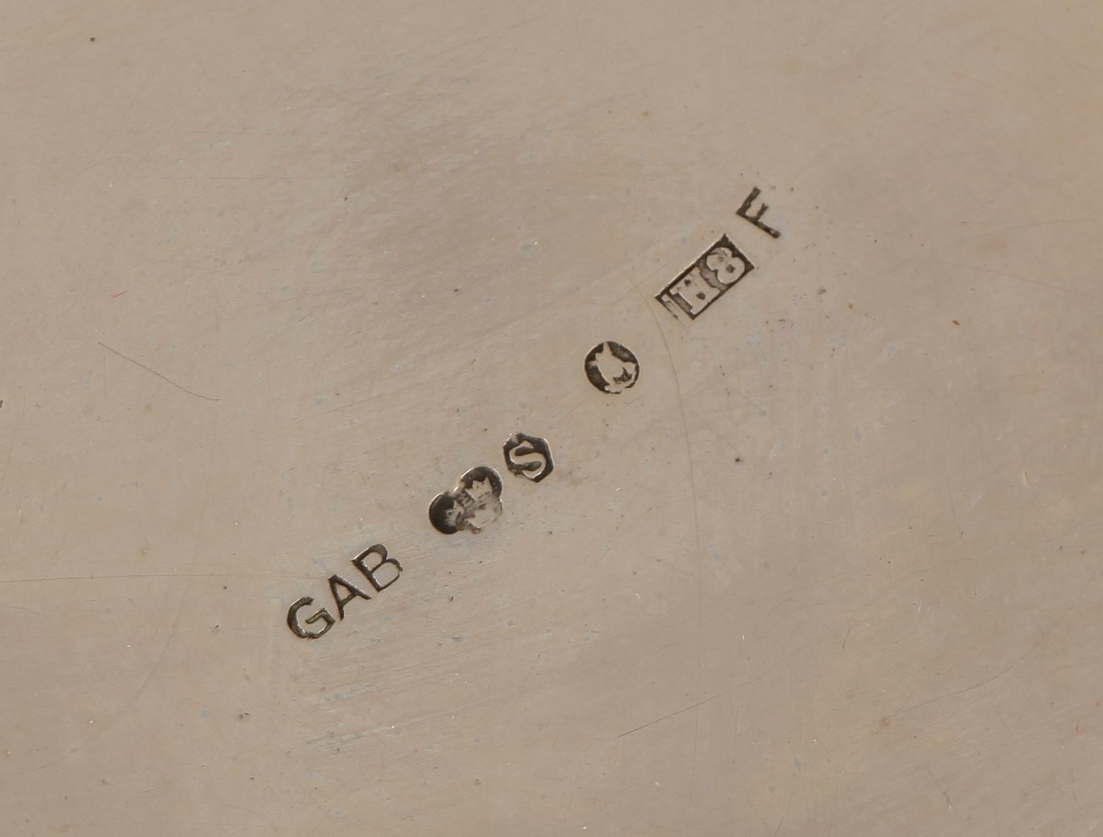 POKALER, 2 st, silver, GAB, Stockholm, 1934 och 1975. Vikt ca 265 gram.